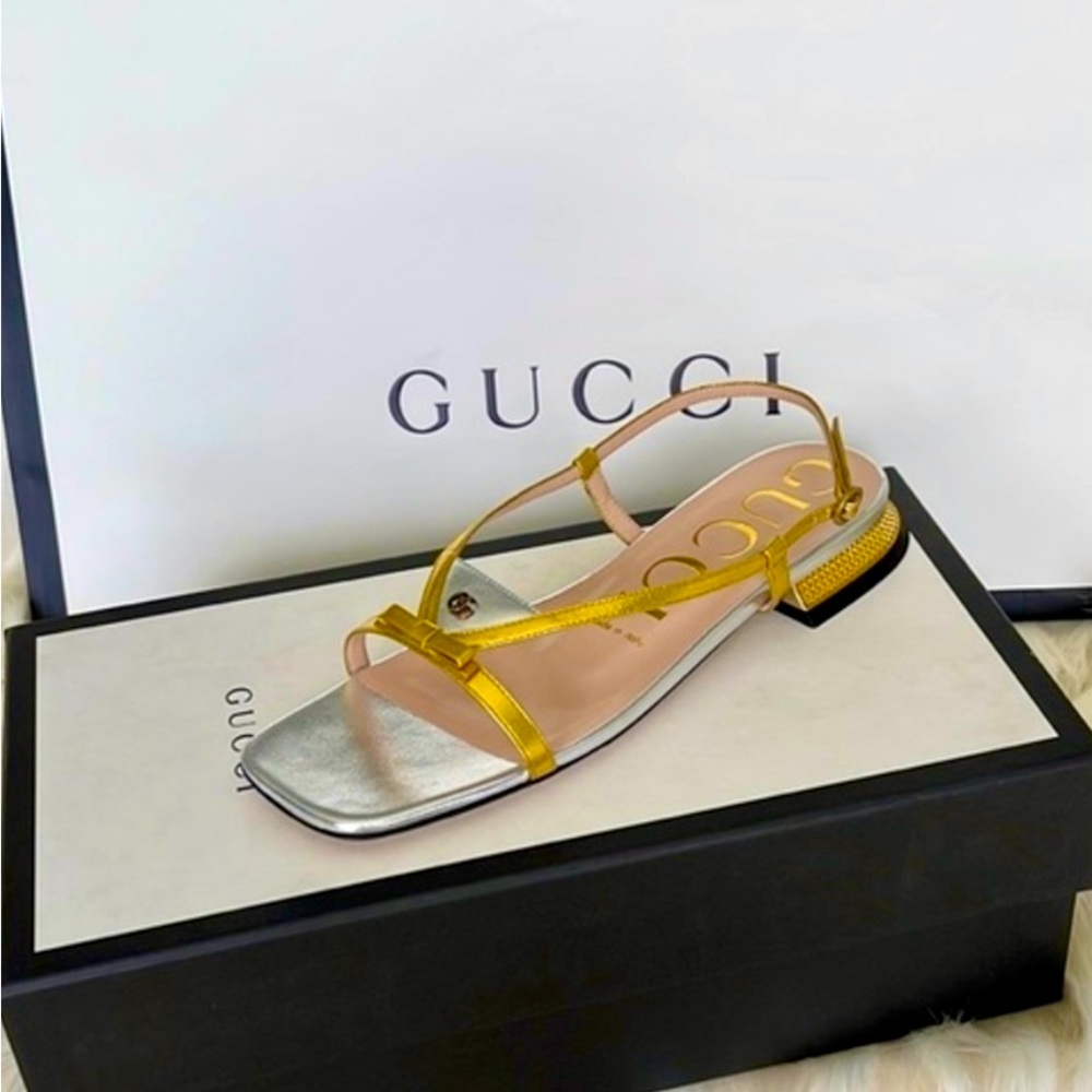 Gucci Women's Sandals with Gold Straps and Silver Footbed - Picture 7 of 8